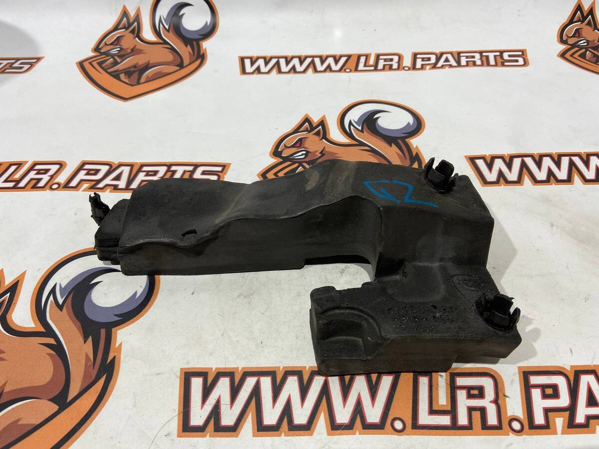 LR083279 Engine compartment insulator Land Rover Discovery 5 used